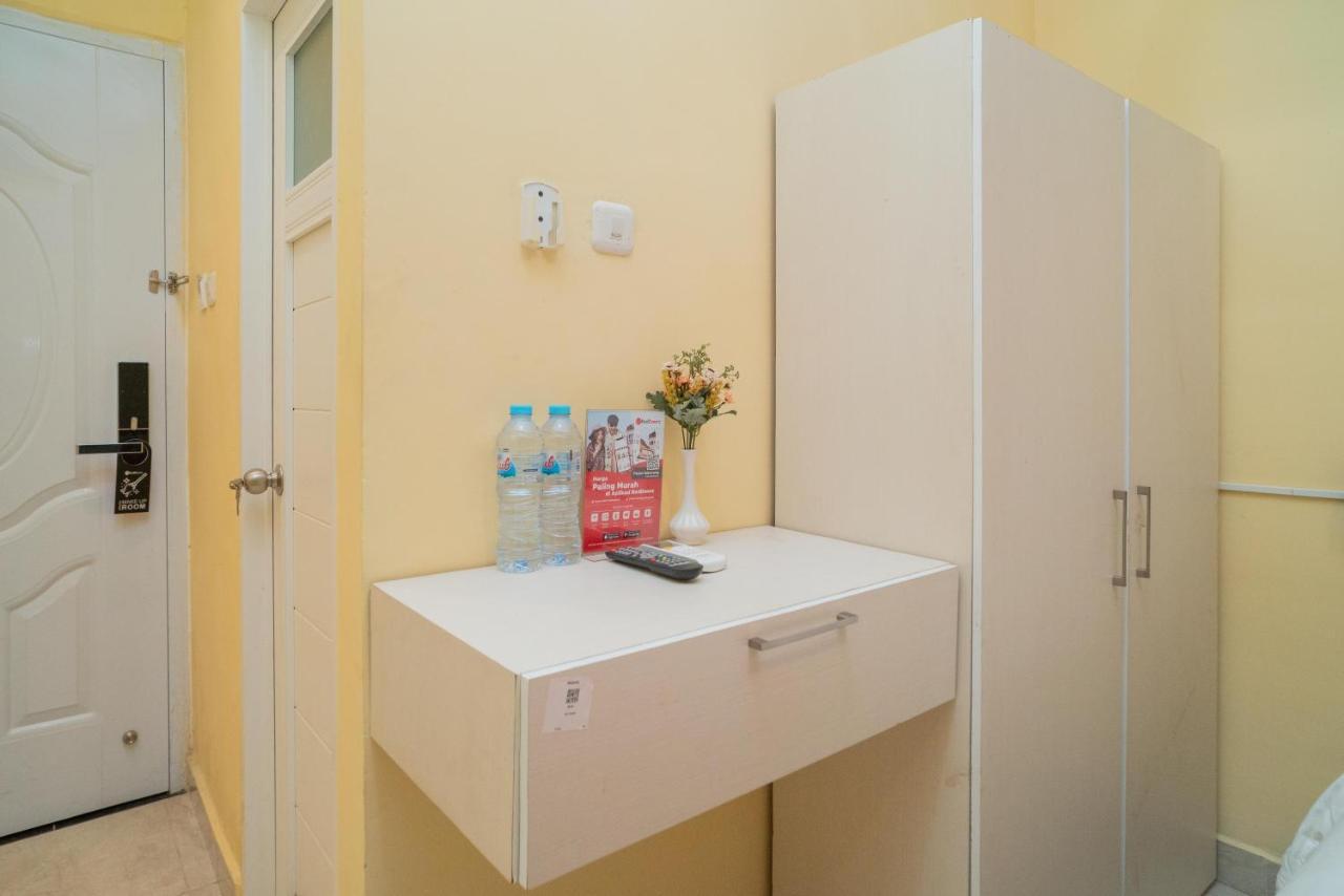 Reddoorz Plus Syariah Near Pasar Turi Surabaya Eksteriør billede