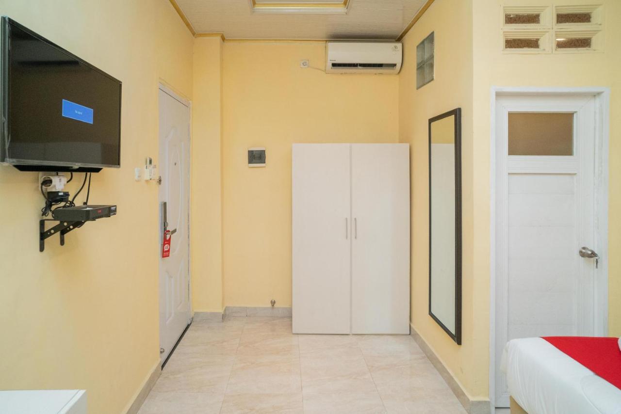 Reddoorz Plus Syariah Near Pasar Turi Surabaya Eksteriør billede